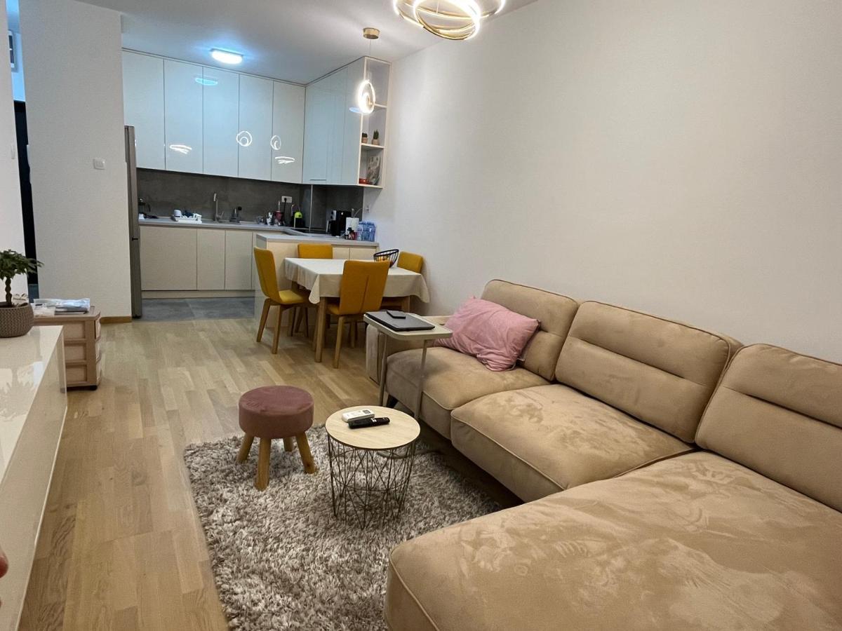 Flat Mara, Pet Friendly Apartment Подгорица Екстериор снимка